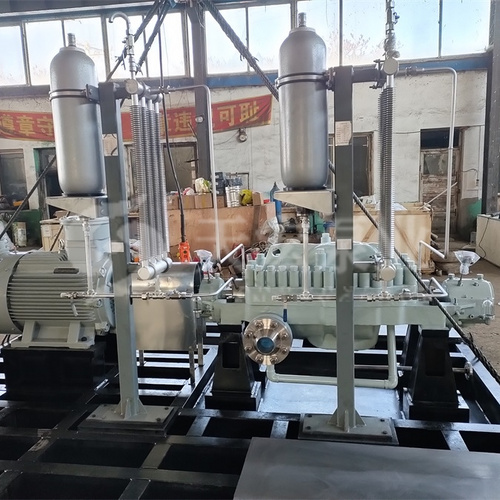 <b>API610标准耐高温高压BB3中开式多级泵</b>